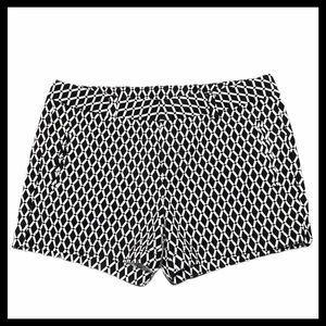 Stylus Black And White Lattice Pattern Shorts Sz10